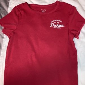 Dickie’s ruffle tee